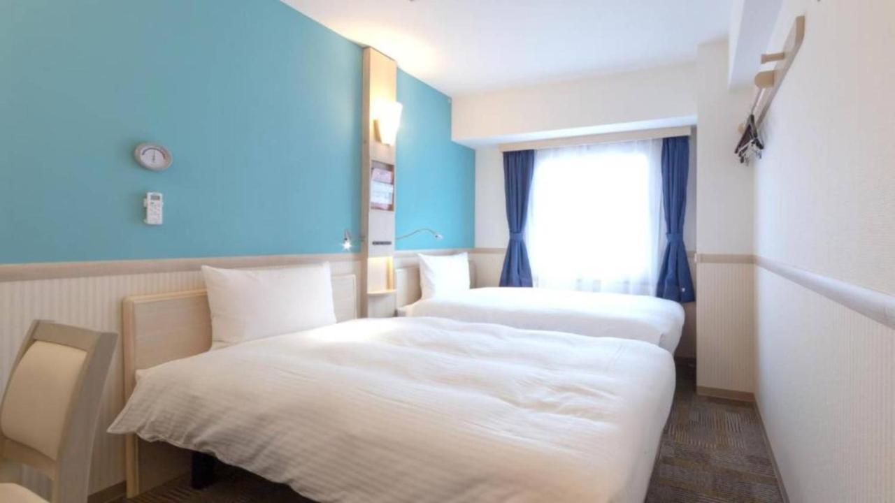 Toyoko Inn Yokohama Shiei-Chikatetsu Center Minami-Eki Kültér fotó