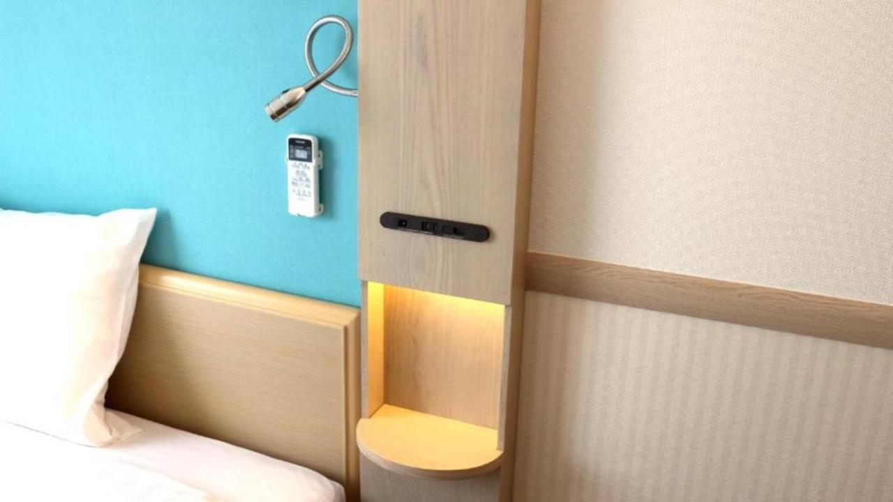 Toyoko Inn Yokohama Shiei-Chikatetsu Center Minami-Eki Kültér fotó